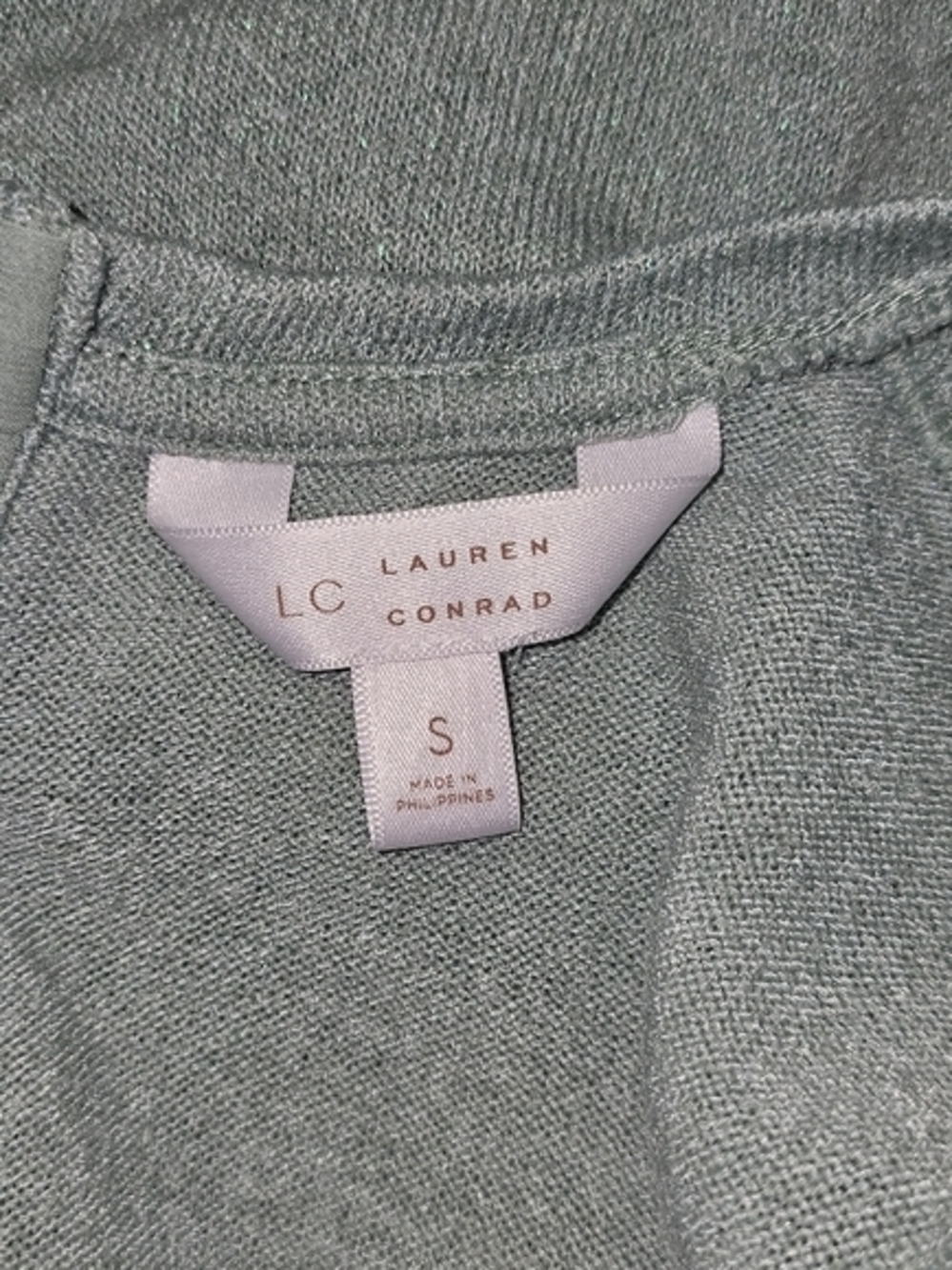 Light Mint Long-Sleeve Lace-Hem Women's Top - Picture 6 of 7